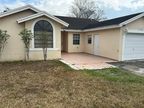 5861 SW 152nd Court Miami FL 33193