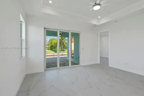 1105 SE 38 Street Cape Coral FL 33904