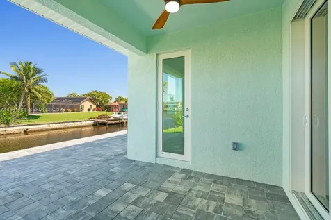 1105 SE 38 Street Cape Coral FL 33904
