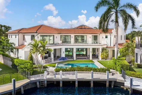 2300 NE 34th Court Lighthouse Point FL 33064