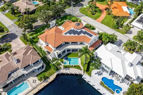 2300 NE 34th Court Lighthouse Point FL 33064