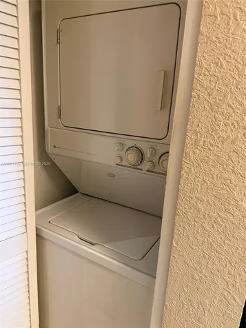 6709 N Kendall Drive Pinecrest FL 33156