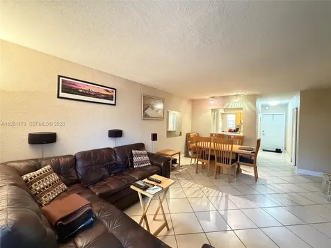 6709 N Kendall Drive Pinecrest FL 33156