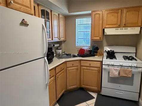 6709 N Kendall Drive Pinecrest FL 33156