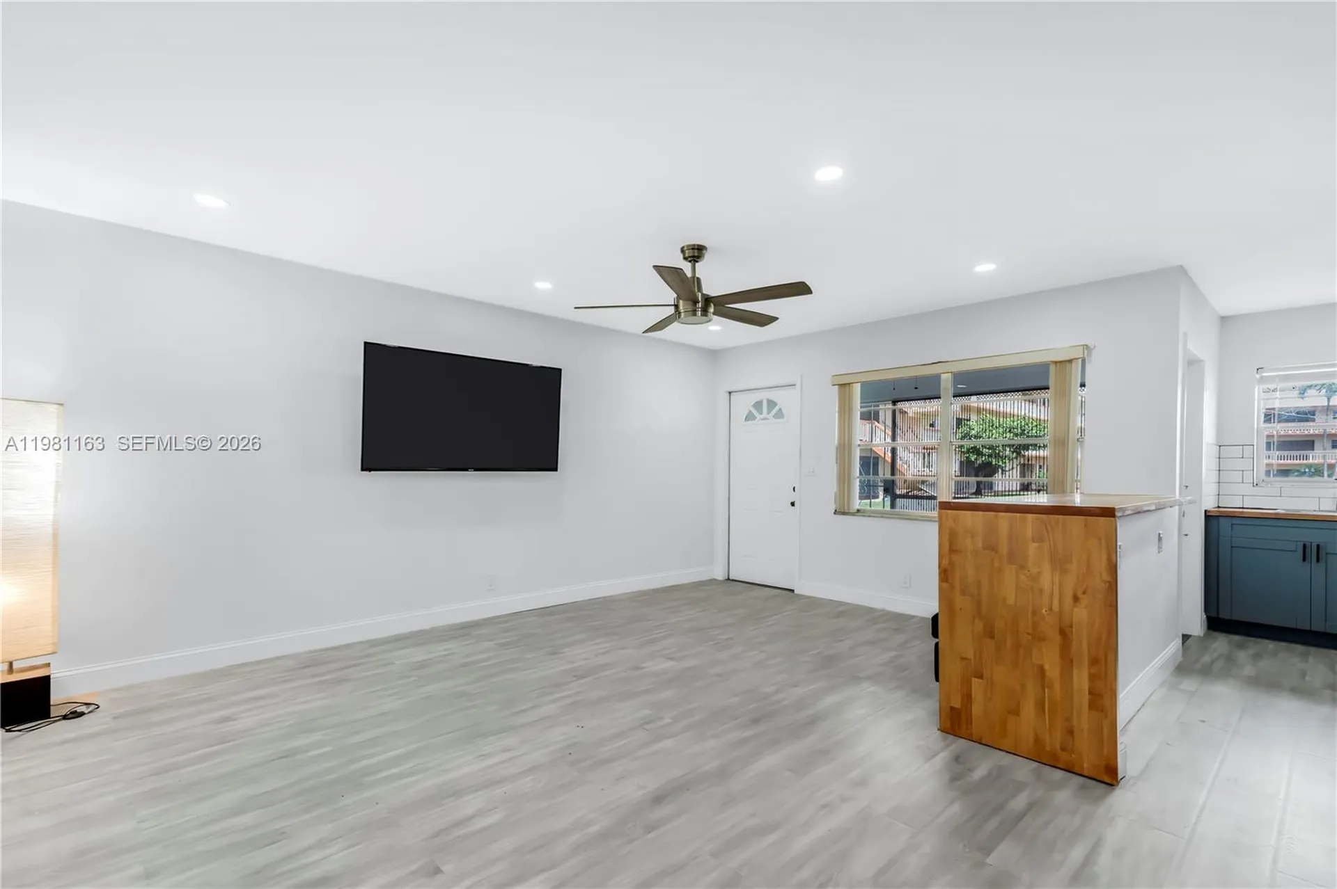 5300 Washington Street Hollywood FL 33021