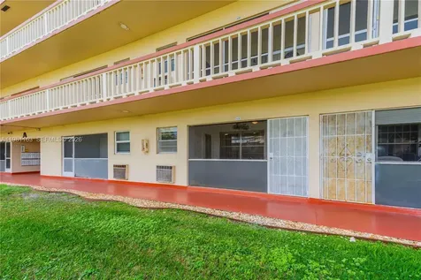 5300 Washington Street Hollywood FL 33021