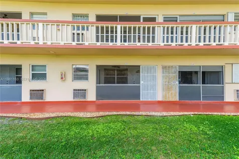 5300 Washington Street Hollywood FL 33021