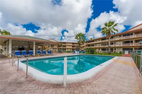 5300 Washington Street Hollywood FL 33021