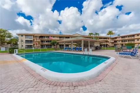 5300 Washington Street Hollywood FL 33021