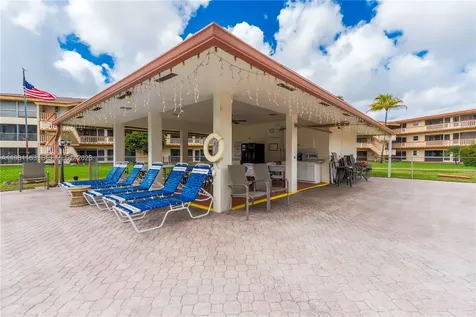 5300 Washington Street Hollywood FL 33021