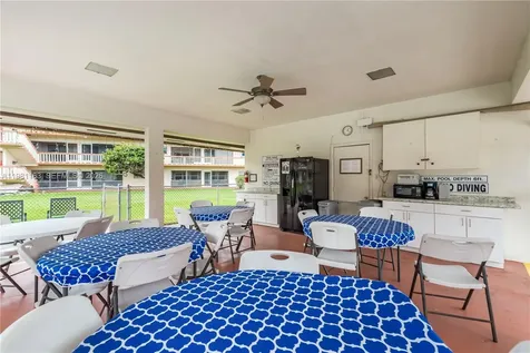 5300 Washington Street Hollywood FL 33021