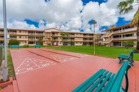 5300 Washington Street Hollywood FL 33021