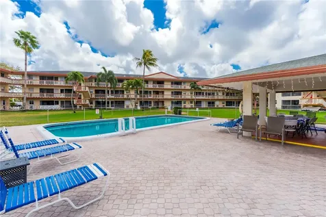 5300 Washington Street Hollywood FL 33021