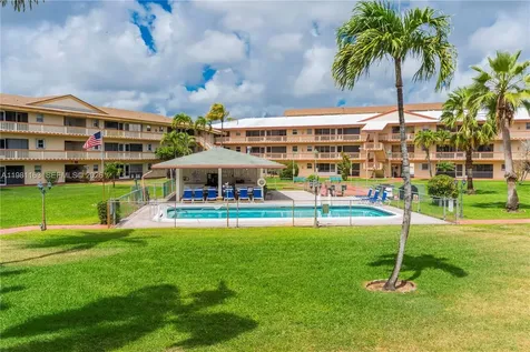 5300 Washington Street Hollywood FL 33021