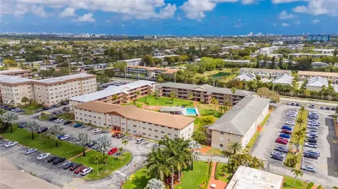 5300 Washington Street Hollywood FL 33021