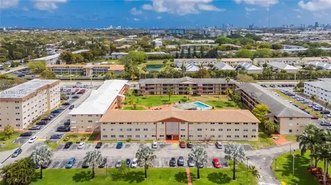5300 Washington Street Hollywood FL 33021