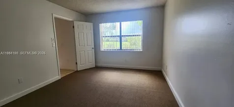 880 NE 207th Terrace Miami FL 33179