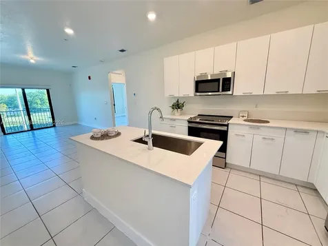 8001 NW 41st Street Doral FL 33166