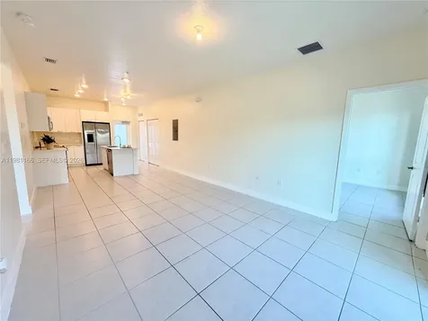 8001 NW 41st Street Doral FL 33166