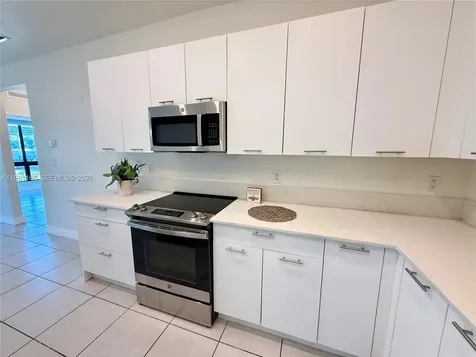 8001 NW 41st Street Doral FL 33166