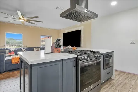 13605 SW 73rd Terrace Miami FL 33183