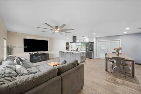 13605 SW 73rd Terrace Miami FL 33183