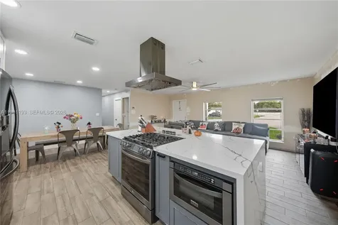 13605 SW 73rd Terrace Miami FL 33183
