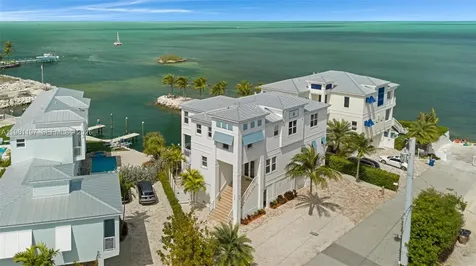 865 50th Street Gulf Marathon FL 33050