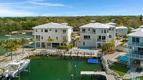 865 50th Street Gulf Marathon FL 33050