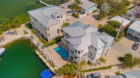 865 50th Street Gulf Marathon FL 33050