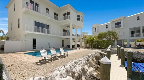 865 50th Street Gulf Marathon FL 33050