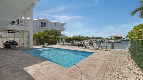 865 50th Street Gulf Marathon FL 33050