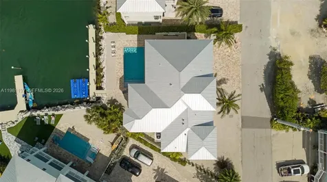 865 50th Street Gulf Marathon FL 33050