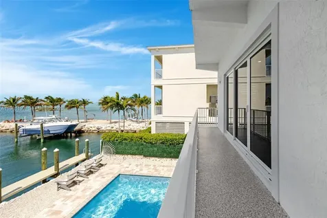 865 50th Street Gulf Marathon FL 33050