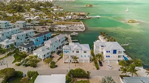 865 50th Street Gulf Marathon FL 33050