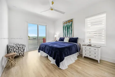 865 50th Street Gulf Marathon FL 33050