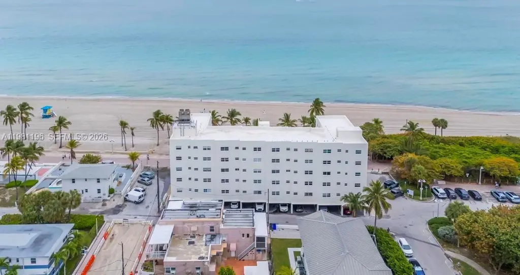 901 S Surf Road Hollywood FL 33019