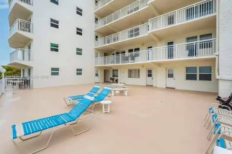 901 S Surf Road Hollywood FL 33019