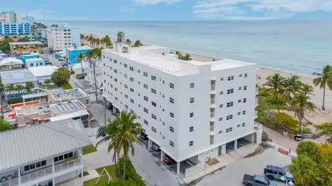 901 S Surf Road Hollywood FL 33019