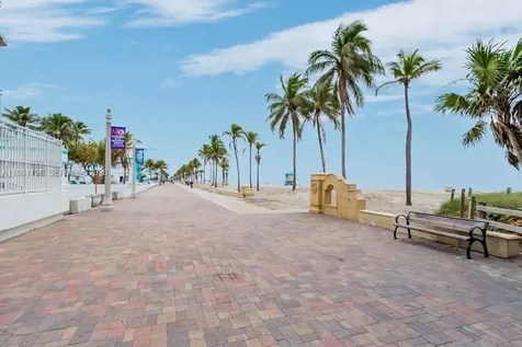 901 S Surf Road Hollywood FL 33019