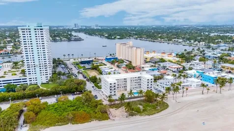 901 S Surf Road Hollywood FL 33019