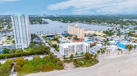 901 S Surf Road Hollywood FL 33019