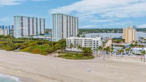 901 S Surf Road Hollywood FL 33019