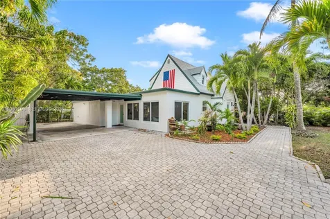1960 NE 182nd Street North Miami Beach FL 33162