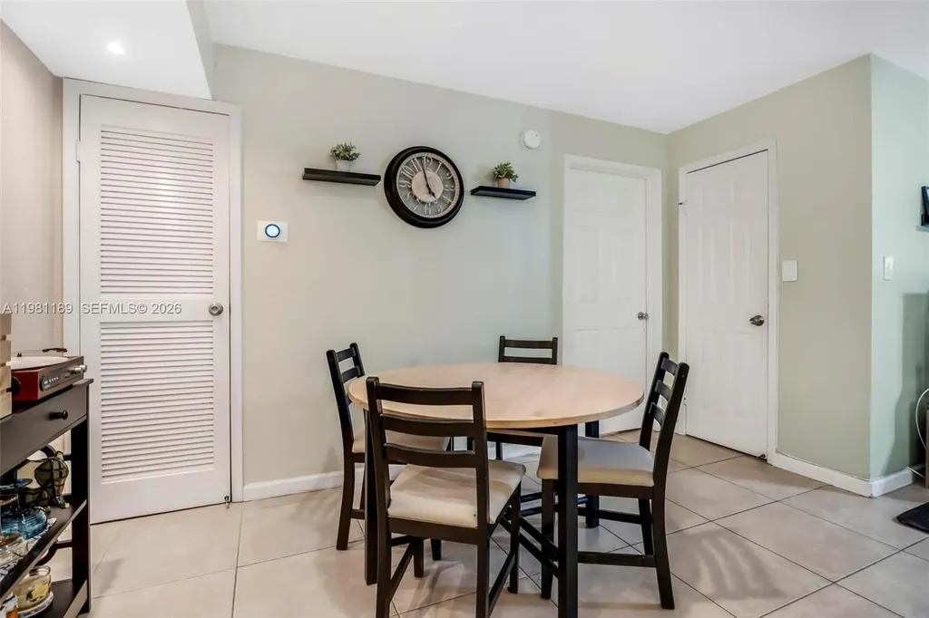 875 Riverside Drive Coral Springs FL 33071