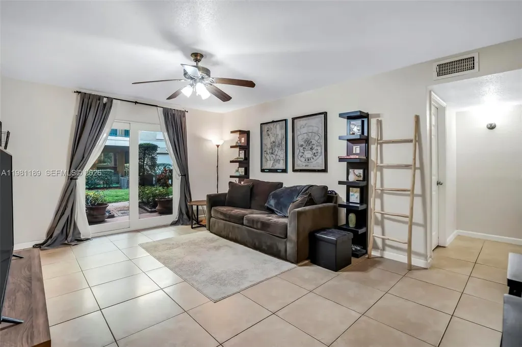 875 Riverside Drive Coral Springs FL 33071