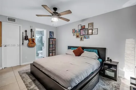 875 Riverside Drive Coral Springs FL 33071
