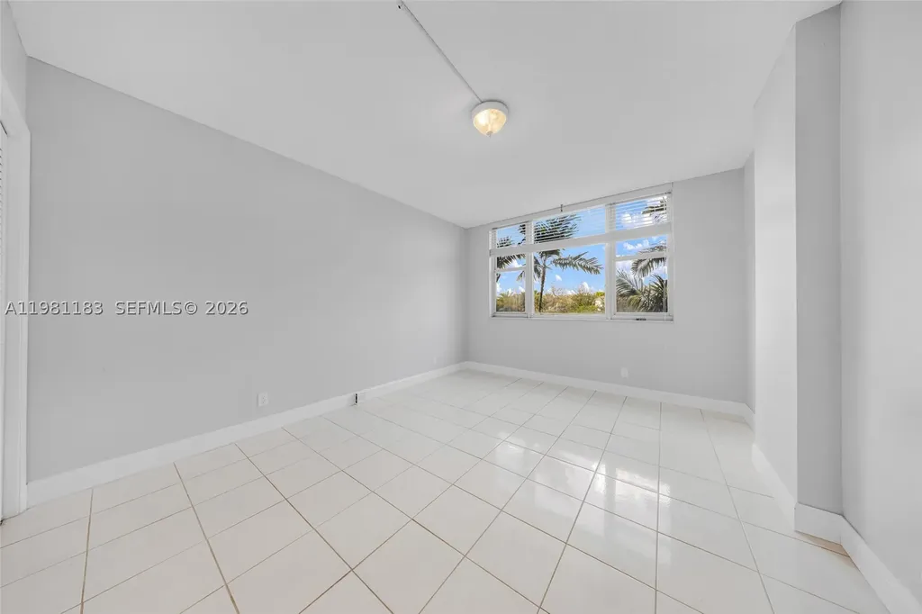 4350 Hillcrest Drive Hollywood FL 33021