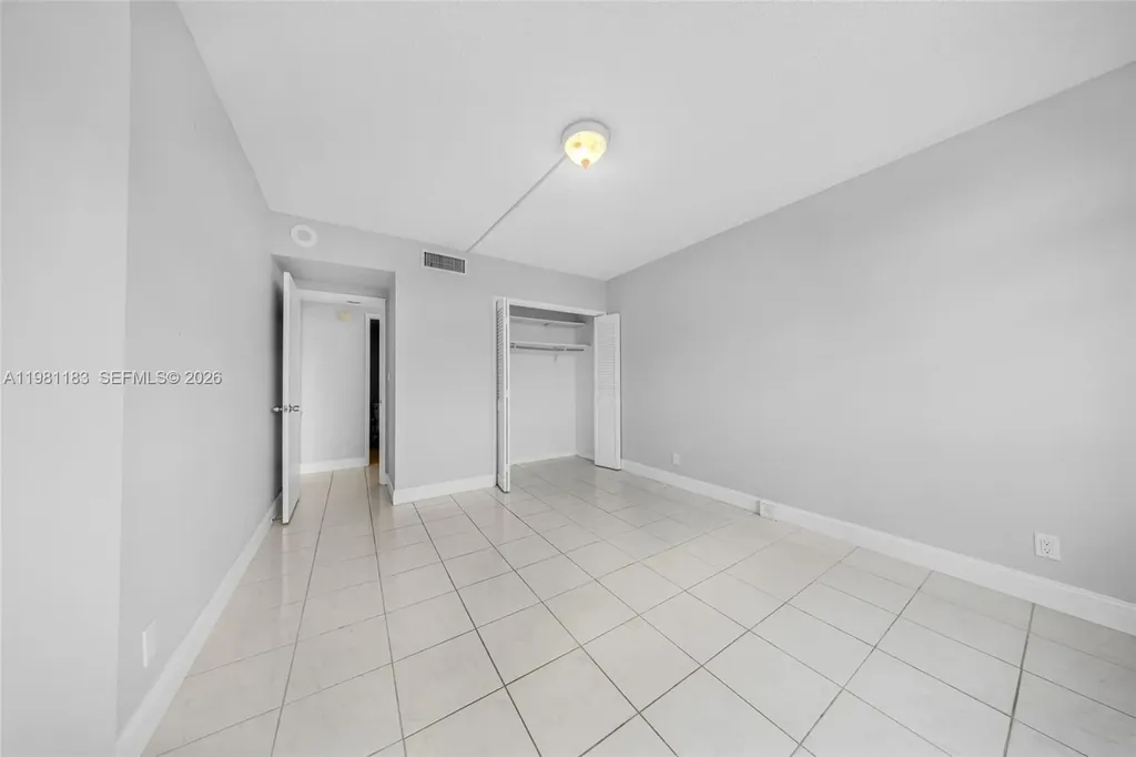 4350 Hillcrest Drive Hollywood FL 33021