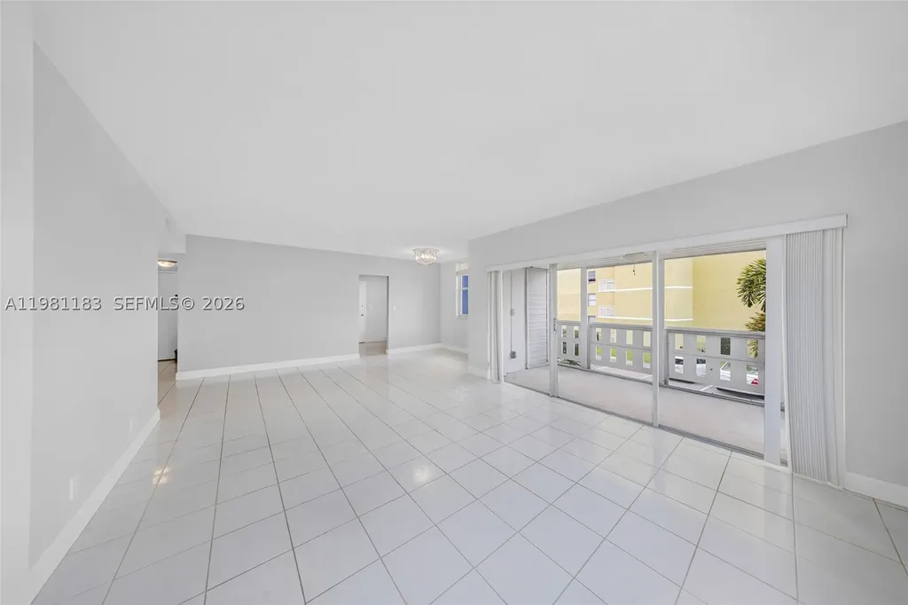 4350 Hillcrest Drive Hollywood FL 33021